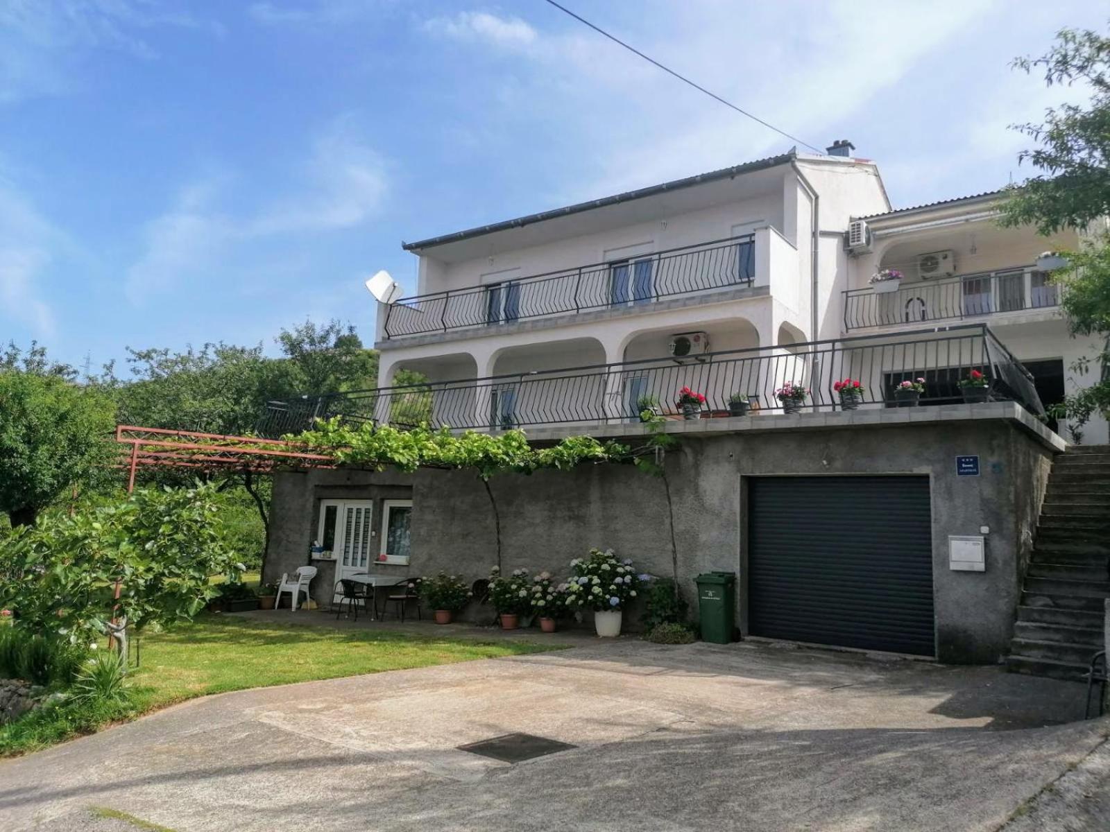 Apartman Tralje セニ エクステリア 写真